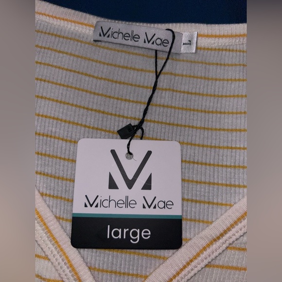 Michelle Mae tank top - Picture 2 of 4